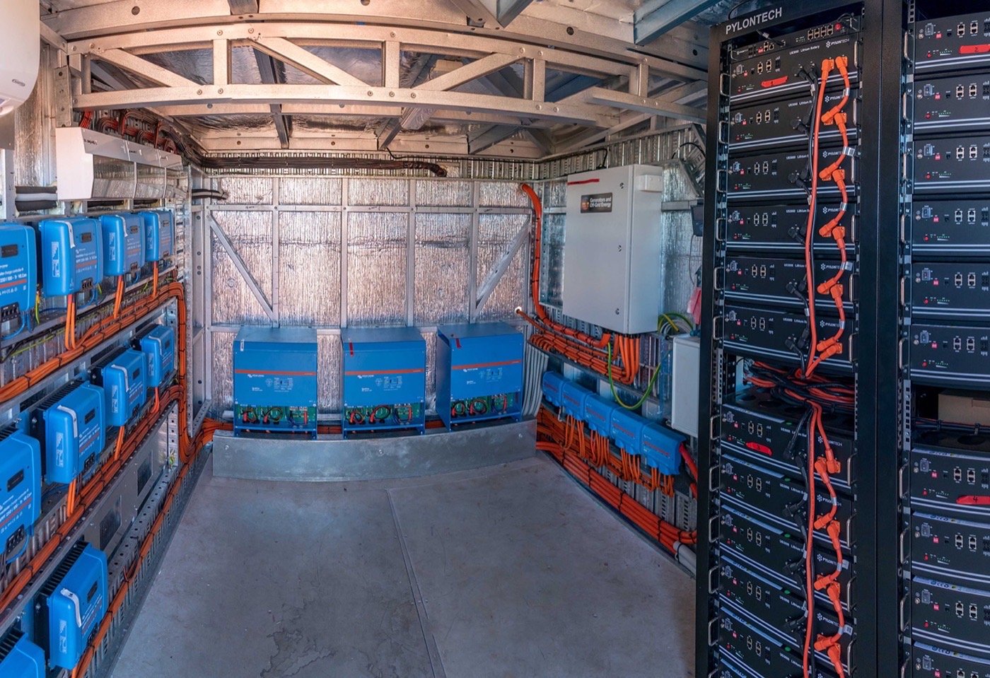 SINES - Victron Energy - Pylontech + Victron installation